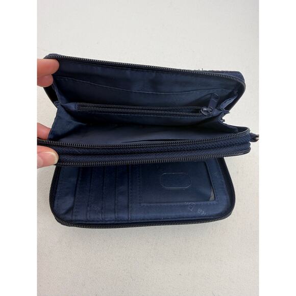 Vera Bradley Quilted Navy Convertible Wallet Crossbody RFID - Picture 7 of 7